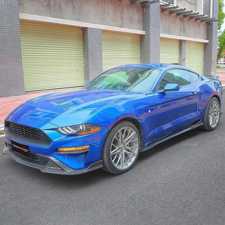 For  Mustang Stylish Upgrade Carbon Fiber Body Kit Includes Side Skirts and Rocker OEM Bumper with New Stylish Bumper